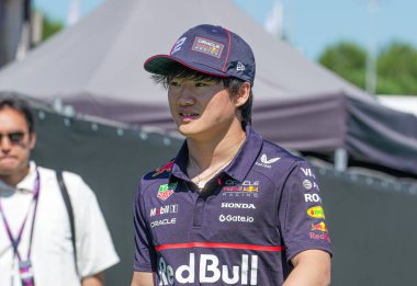  Yuki Tsunoda (JPN) - Oracle Red Bull Racing - Red Bull RB21 - Aramco 1. Formula sırasında Honda RBPT Gran Premio de Espana 2025 - Circuit de Catalunya, Barcelona, İspanya, Mayıs 29, 1 Haziran 2025 