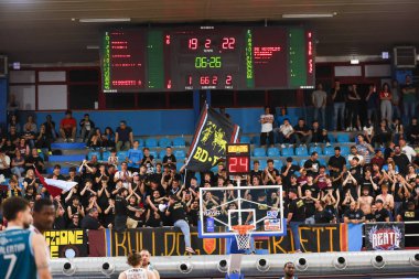 RSR Rieti vs CANTU sırasında Palasojourner 'da YARDIM RIETİ