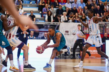 McGee Tyrus - Acqua San Bernardo Cant