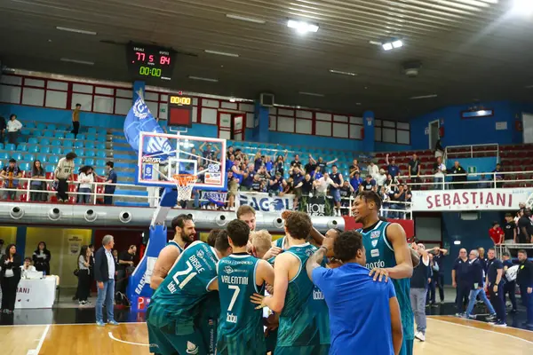 Cantu kazananları Real Sebastiani Rieti - Acqua S.Bernardo Cantu, 29 Mayıs 2025, PalaSojourner Rieti, Playoff Quarter Game1 - 2024-2025