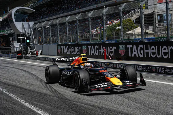  Yuki Tsunoda (JPN) - Oracle Red Bull Racing - Red Bull RB21 - Aramco 1. Formula sırasında Honda RBPT Gran Premio de Espana 2025 - Circuit de Catalunya, Barcelona, İspanya, Mayıs 29, 1 Haziran 2025 