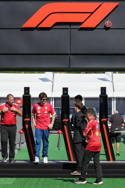  Charles Leclerc (MON) - Scuderia Ferrari - Ferrari SF-25 - Ferrari Formula 1 Aramco Gran Premio de Espana 2025 - Circuit de Catalunya, Barcelona, İspanya, May29, 1 Haziran 2025 
