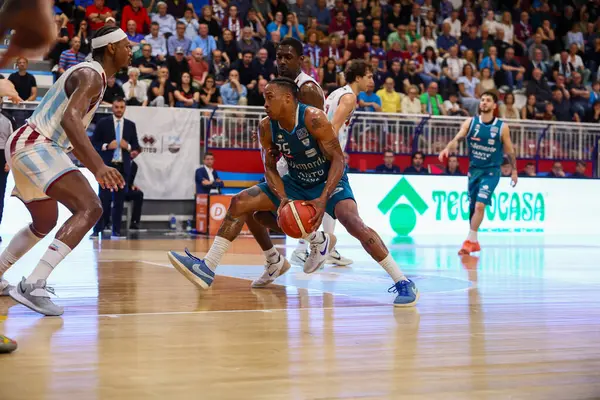 McGee Tyrus - Acqua San Bernardo Cant