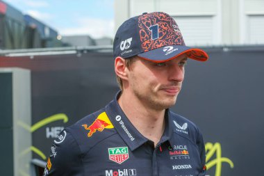  Max Verstappen (NED) - Oracle Red Bull Racing - Red Bull RB21 - Formula 1 sırasında Honda RBPT Avusturya Grand Prix 2025, Spielberg, Avusturya