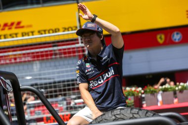  Yuki Tsunoda (JPN) - Oracle Red Bull Racing - Red Bull RB21 - Formula 1 sırasında Honda RBPT Avusturya Grand Prix 2025, Spielberg, Avusturya