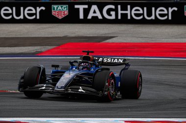  Alexander Albon (THA) - Williams Yarışı - Williams FW47 - Mercedes Formula 1 MSC Seyahatleri sırasında Avusturya Grand Prix 2025, Spielberg, Avusturya, 26 Haziran - 29 Haziran 2025 F1 Dünya Şampiyonası 'nın 11. Raundu