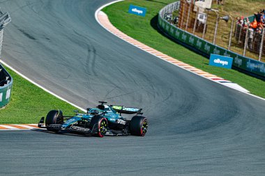  Lance Stroll (CAN) - Aston Martin Aramco F1 Takımı - Aston Martin AMR25 - Formula 1 Heineken Hollanda Grand Prix 2025, Zandvoort, Hollanda, 28-31 Ağustos 2025 Dünya Şampiyonası durin 15.