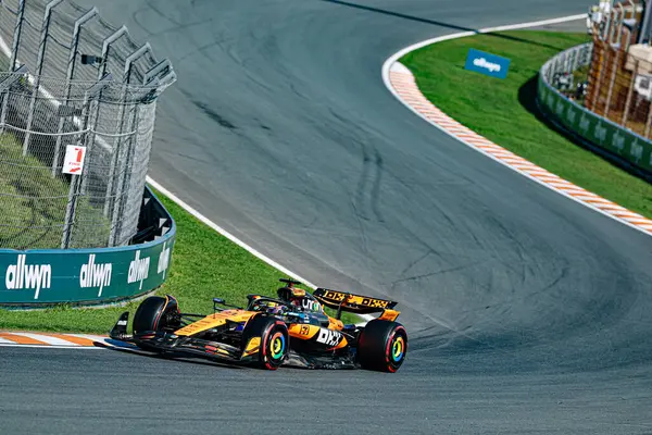  Oscar Piastri (AUS) - McLaren Formula 1 Takımı - McLaren MCL39 - Cuma günü, Formula 1 Heineken Hollanda Grand Prix 2025, Zandvoort, Hollanda, 28-31 Ağustos tarihleri arasında Cuma günü yapılan 15.,