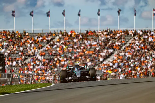  Andrea Kimi Antonelli (ITA) - Mercedes-AMG PETRONAS F1 Ekibi - Mercedes W16 - Mercedes E Performansı, Formula 1 Heineken Hollanda Grand Prix 2025, Zandvoort, Hollanda, 28-31 Ağustos 2025 - Dünya F1 Dünya Kupası 'nın 24.