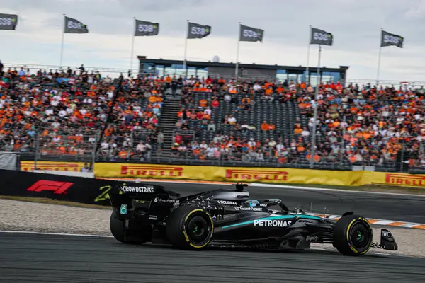  George Russell (GBR) - Mercedes-AMG PETRONAS F1 Ekibi - Mercedes W16 - Mercedes E Performansı, Formula 1 Heineken Hollanda Grand Prix 2025, Zandvoort, Hollanda, 28-31 Ağustos 2025 - Dünya Champi 'nin 24.