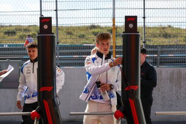  Esteban Ocon (FRA) - Haas F1 Takımı - Haas VF-25 - Formula 1 Heineken Hollanda Grand Prix 2025, Zandvoort, Hollanda, 28-31 Ağustos tarihleri arasında - 24 Ağustos 2025 F1 Dünya Şampiyonası 'nın 15.