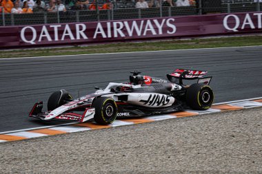  Esteban Ocon (FRA) - Haas F1 Takımı - Haas VF-25 - Formula 1 Heineken Hollanda Grand Prix 2025, Zandvoort, Hollanda, 28-31 Ağustos tarihleri arasında - 24 Ağustos 2025 F1 Dünya Şampiyonası 'nın 15.