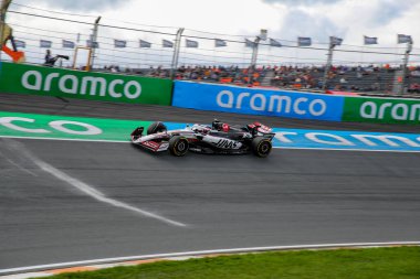  Esteban Ocon (FRA) - Haas F1 Takımı - Haas VF-25 - Formula 1 Heineken Hollanda Grand Prix 2025, Zandvoort, Hollanda, 28-31 Ağustos tarihleri arasında - 24 Ağustos 2025 F1 Dünya Şampiyonası 'nın 15.