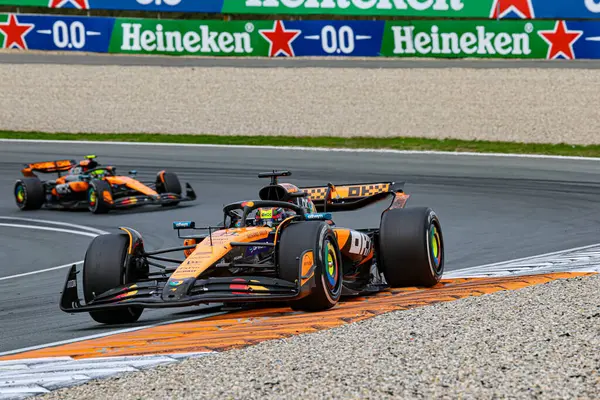  Oscar Piastri (AUS) - McLaren Formula 1 Takımı - McLaren MCL39 - Formula 1 Hollanda Grand Prix 2025, Zandvoort, Hollanda, 28 - 31 Ağustos 2025 Dünya Şampiyonası 15.