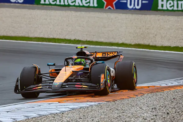  Lando Norris (GBR) - McLaren Formula 1 Takımı - McLaren MCL39 - Formula 1 Heineken Hollanda Grand Prix 2025, Zandvoort, Hollanda, 28 - 31 Ağustos 2025 Dünya Şampiyonası 15.