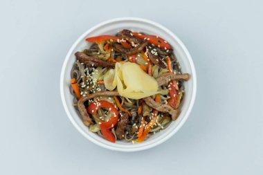 Domuz eti ve sebzeli pilav.