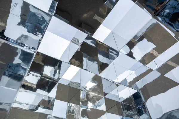 Современный Зеркальный Потолок Интерьере Ресторана — стоковое фото
