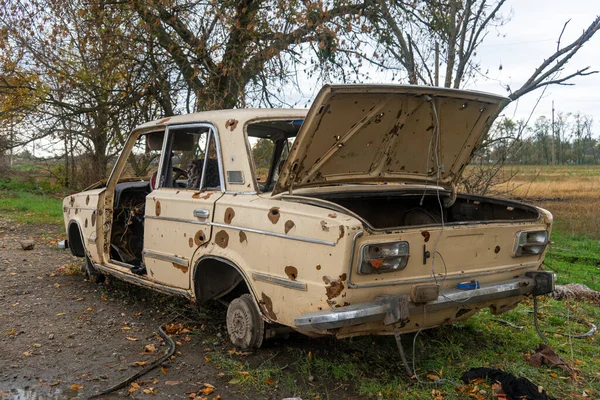 War Ukraine 2022 Russian Invasion Ukraine Countryside Destroyed Civilian Car — Stock Photo, Image