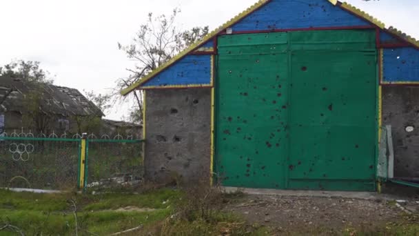 Ukrayna Savaş 2022 Rus Istilası Ukrayna Kırsal Kesimde Garaj Bombardıman — Stok video