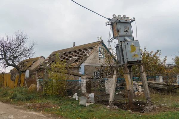 Война Украине 2022 Русское Вторжение Украину Сельской Местности Электрический Трансформатор — стоковое фото