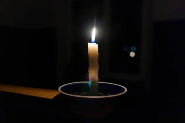 Stromausfall Energiekrise Zerstörung Der Infrastruktur Stromausfall Konzept Eine Kerze Brennt — Stockfoto