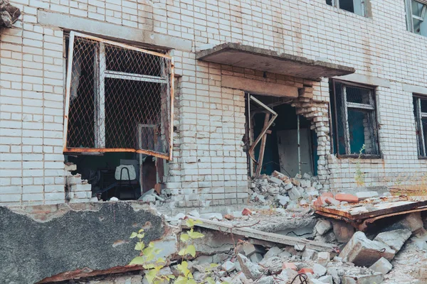 Edificio Amministrativo Danneggiato Bombardamenti Guerra Ucraina Invasione Russa Dell Ucraina — Foto Stock