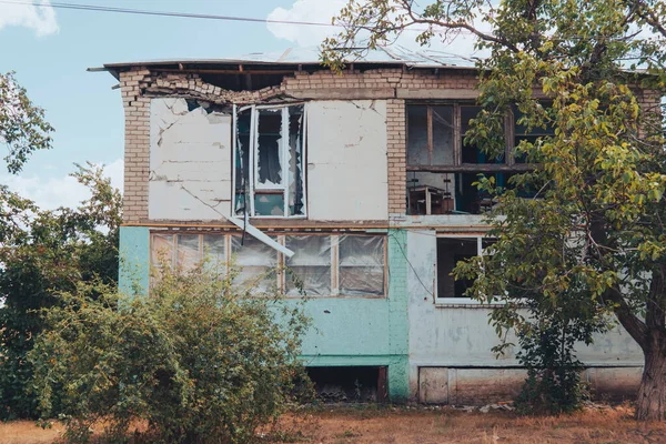 Сельской Местности Дом Уничтоженный Обстрелом Война Украине Русское Вторжение Украину — стоковое фото