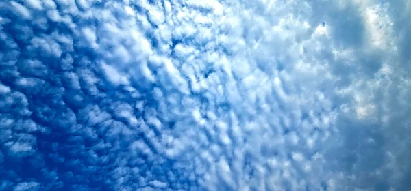 Sky Full Dramatic Clouds — 图库照片