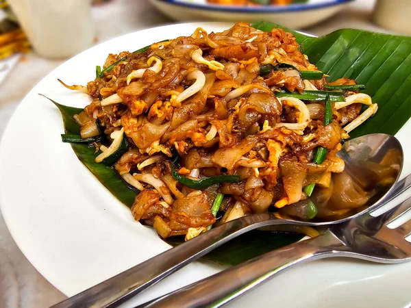 Plate Spicy Char Kuey Teow — Stock Photo, Image