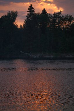 Sonnenuntergang am Lech - Bayern / Sundown at River Lech - Bavyera / 