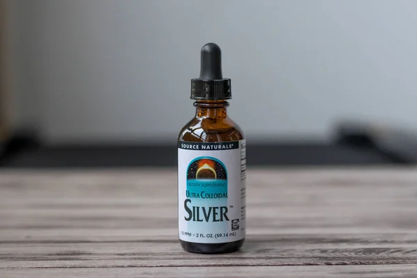 IRPEN, UKRAINE, 2 ARALIK 20222, Source Naturals, Ultra Colloidal Silver - doğal antibiyotik, Illustrative Editorial