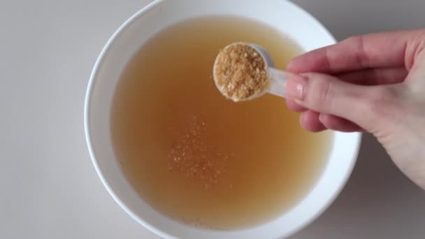 Kemik Suyu Tozu Sağlıklı Bir Süper Yemek Çorbası Pişiriyorum — Stok video