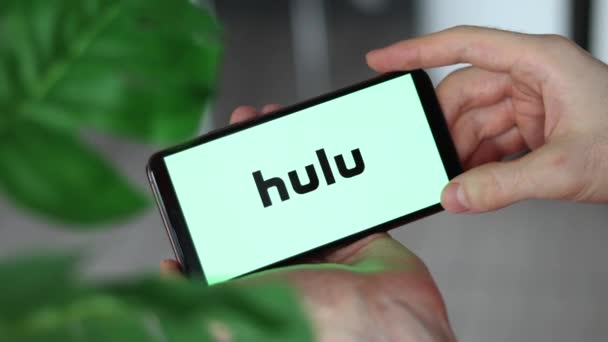 Irpen Ukraine January 20223 Closeup Smartphone Screen Hulu Logo Lettering — Video Stock