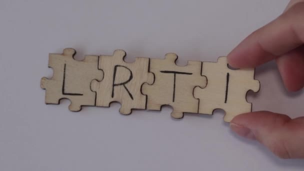 Lower Respiratory Tract Infections Lrti Lettering Wooden Puzzles — Stok video