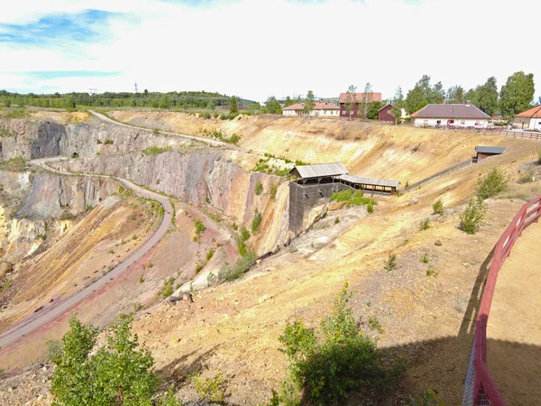 스웨덴 마을에 역사적 광산입니다 광산은 박물관이 되었으며 유네스코 세계유산으로 지정되었다 — 스톡 사진
