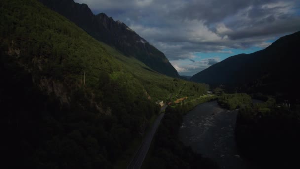 Aerial Establishing Shot Valley Mountain Ridges Soaring Drone Road River — Stock Video
