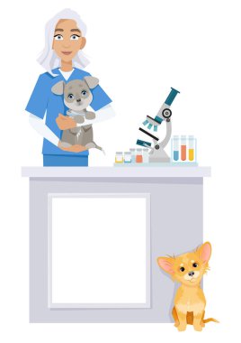 Veteriner kadın elinde bir köpek tutuyor.