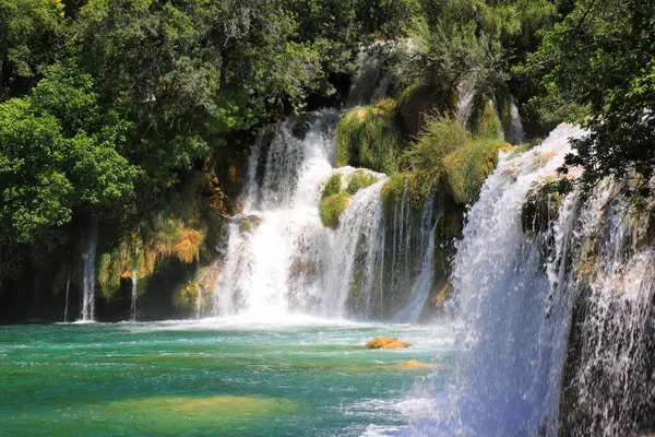 Каскадный Водопад Ландшафтном Парке Крка Хорватия Весной Летом Лучшие Большие — стоковое фото
