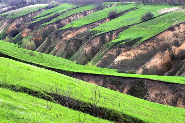 Kirişler vadiler, güzel manzaralar, toprak erozyonu, heyelan, tarım geçidine tehdit
