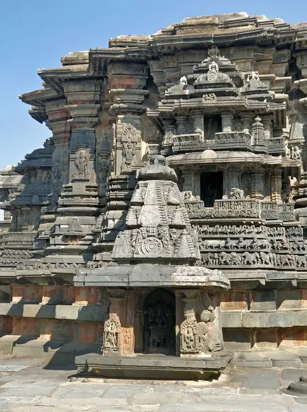 Chennakeshava Tapınağı, Hindistan 'ın başkenti Karnataka' da yer alan bir Hint tapınağıdır.