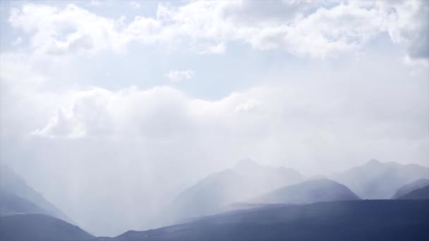 Grandes Montanhas Nubladas Monte Cozinheiro Mar Nova Zelândia Viagem Natureza — Vídeo de Stock