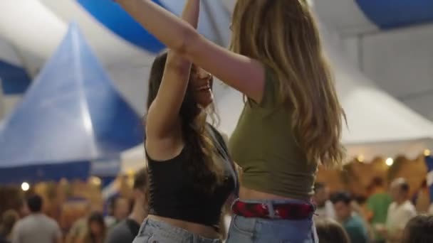 Blonde Brunette Young Girls Dancing Having Fun Zaragoza Horizontal Video — Stock Video