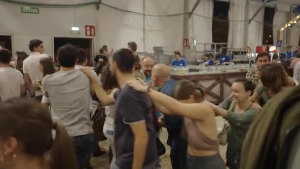Gruppo Persone Che Fanno Conga Luogo Festivo Spagna Video Orizzontale — Video Stock