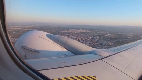 Fågelskådning Över Mallorca Från Kabinen Ett Flygplan Paradisiska Spanska Platser — Stockvideo