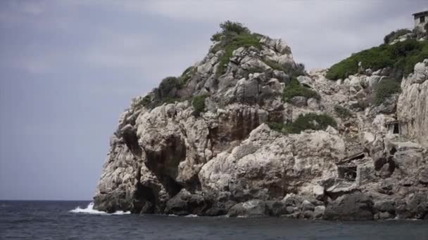 Lambat Gerak Masih Gambar Dari Sebuah Tebing Teluk Mediterania Pada — Stok Video