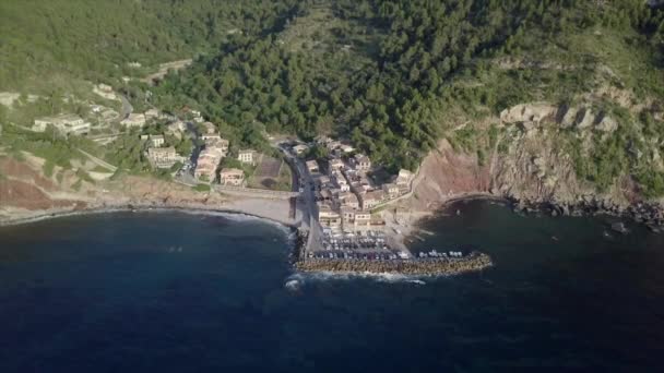 Widok Lotu Ptaka Odludny Mały Port Majorce Rajskie Lokalizacje Hiszpańskie — Wideo stockowe