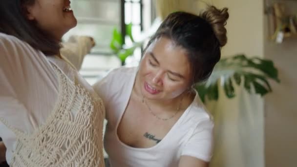 Beautiful Thai Dressmaker Measures Girls Waistline Handcracft Job — Stock Video