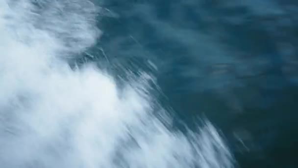 Ondas Produzidas Por Motor Barco Mar Mediterrâneo Estilo Vida Luxuoso — Vídeo de Stock