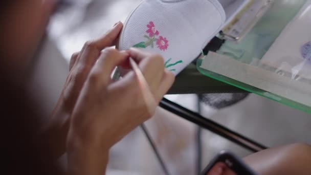 Stem Flower Painted Shoe Horizontal Video — Stock Video