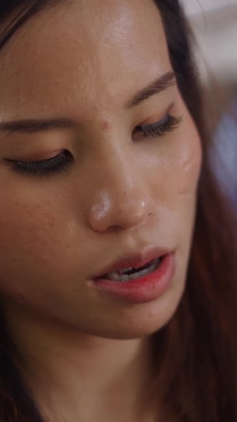 집중의 얼굴을 아시아 Fhd 비디오 — 비디오